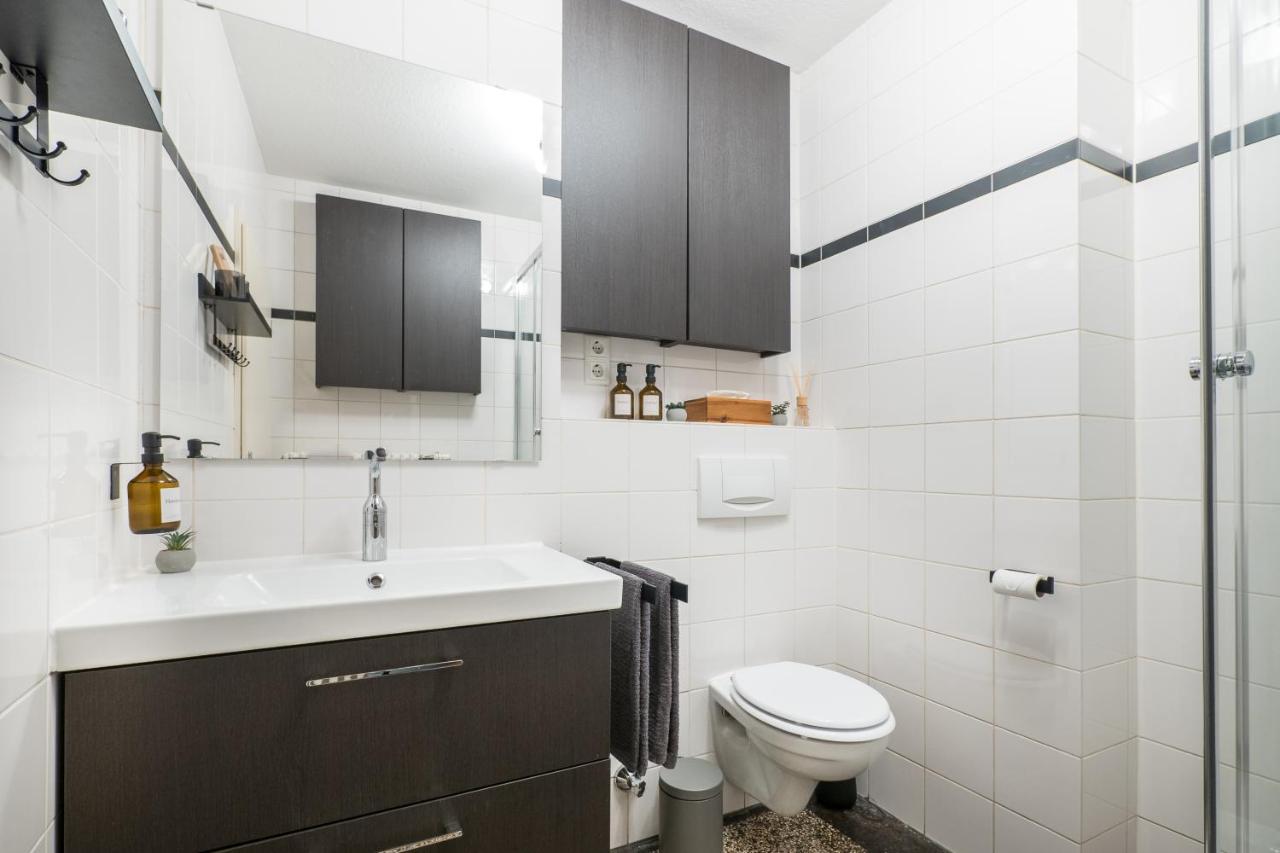 Schwarzlins Loftraum - Stilvolles Apartment Mit Smart Tv, Netflix, Disney Plus, Schnellem Wlan, Parken, Nespresso Sankt Ingbert Dış mekan fotoğraf